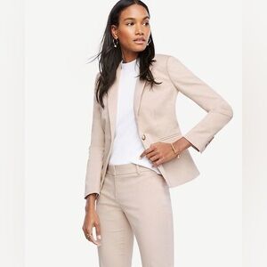 Ann Taylor One-Button Blazer in Cotton Sateen - Island Sand - Size 4